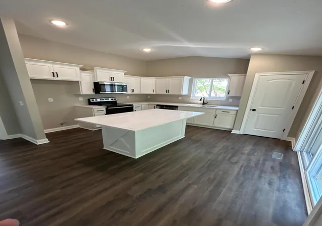Photo 3 of Single family home for sale at 11080 South Dr, Union, KY 41091 | MLS# 645370 | Listing updated on 2026-08-12