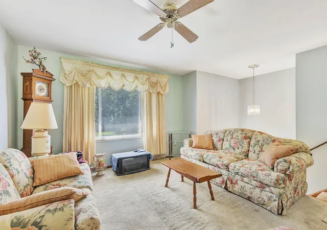 Photo 4 of Sale Pending at 6520 Rosetta Dr, Burlington, KY 41005 | MLS# 645462 | Listing updated on 2026-08-09