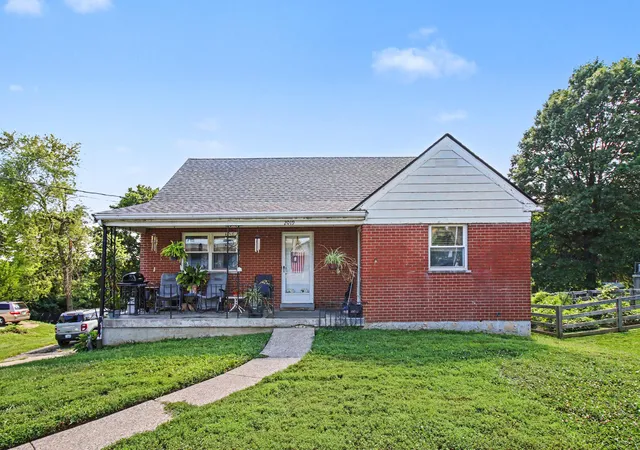 Photo 1 of Single family home for sale at 2019 Uhl Rd, Cold Spring, KY 41076 | MLS# 645473 | Listing updated on 2026-08-24