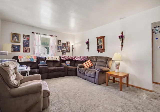Photo 4 of Single family home for sale at 2019 Uhl Rd, Cold Spring, KY 41076 | MLS# 645473 | Listing updated on 2026-08-24