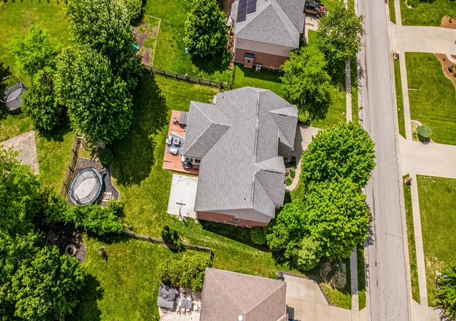 2nd image of 1111 Bayswater Dr, Union, KY 41091 | MLS# 645341
