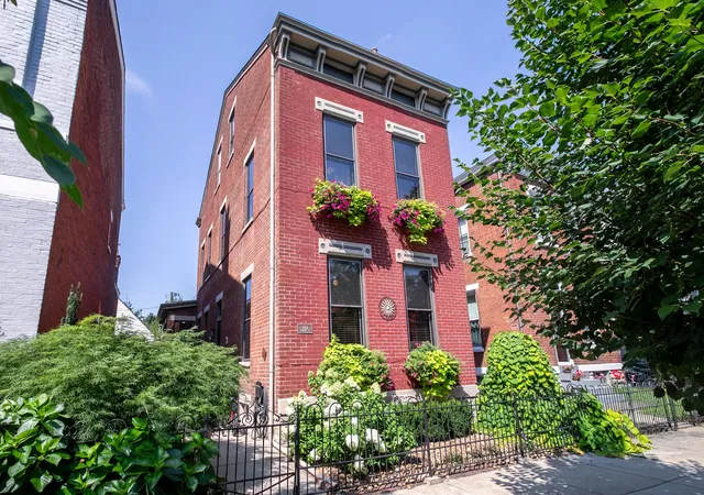 1st image of 826 Monroe St, Newport, KY 41071 | MLS# 645368