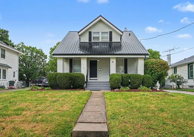 Photo 2 of Sale Pending at 15 Idaho Ave, Ft Mitchell, KY 41017 | MLS# 645670 | Listing updated on 2026-08-18