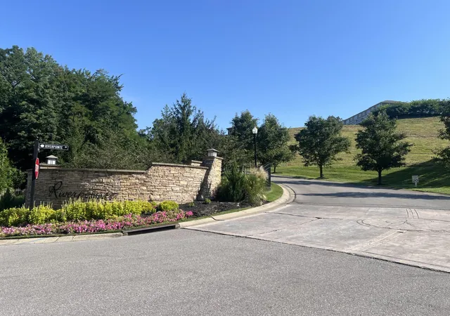 5th image of 358 Riverpointe Dr, Dayton, KY 41074
