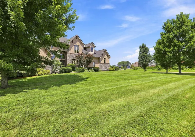2nd image of 14415 Inverness Dr, Verona, KY 41092 | MLS# 645399