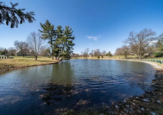 Photo 19 of Sale Pending at 114 Vernon Dr, Crestview Hills, KY 41017 | MLS# 645395 | Listing updated on 2026-08-12