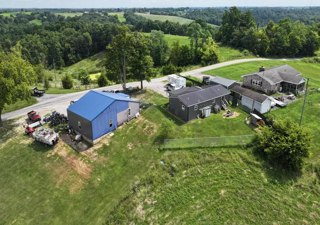 Photo 2 of Single family home for sale at 1375 Squiresville Rd, Owenton, KY 40359 | MLS# 645502 | Listing updated on 2026-09-01