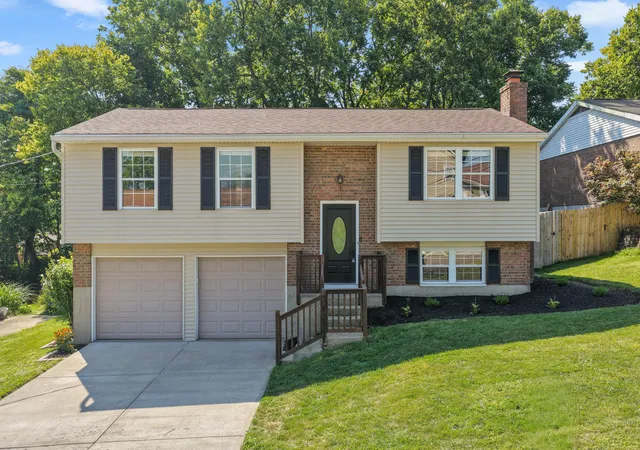 1st image of 2216 Janes Ln, Covington, KY 41011 | MLS# 645410
