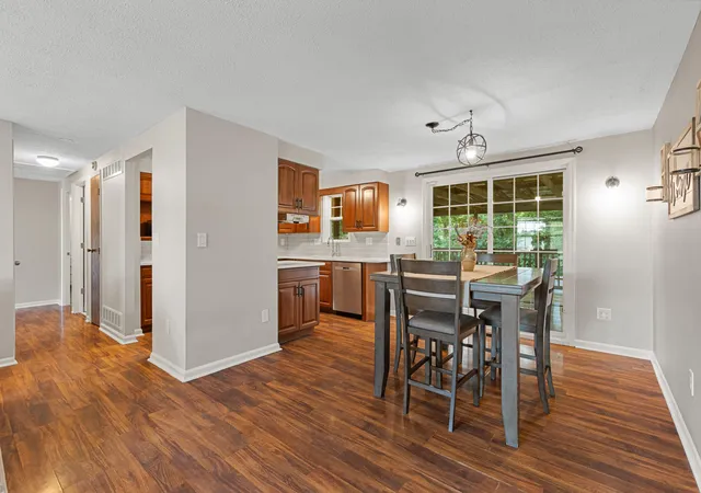 4th image of 2216 Janes Ln, Covington, KY 41011 | MLS# 645410