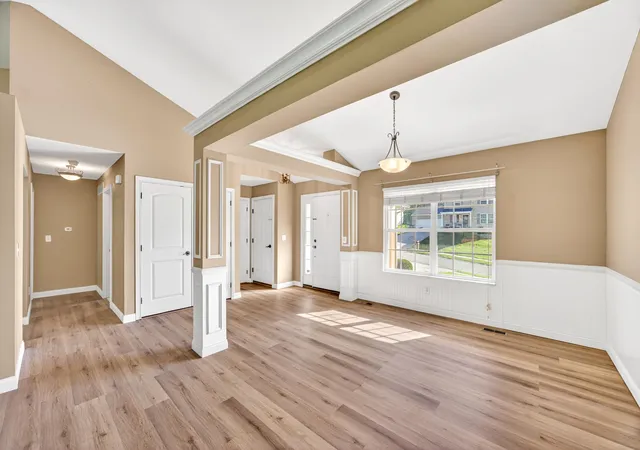 Photo 2 of Sale Pending at 7001 Lucia Dr, Burlington, KY 41005 | MLS# 645430 | Listing updated on 2026-08-23