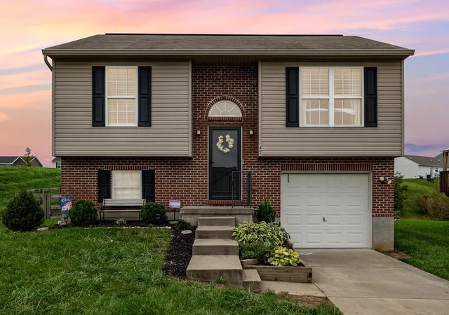 1st image of 401 Lost Creek Dr, Walton, KY 41094 | MLS# 645429