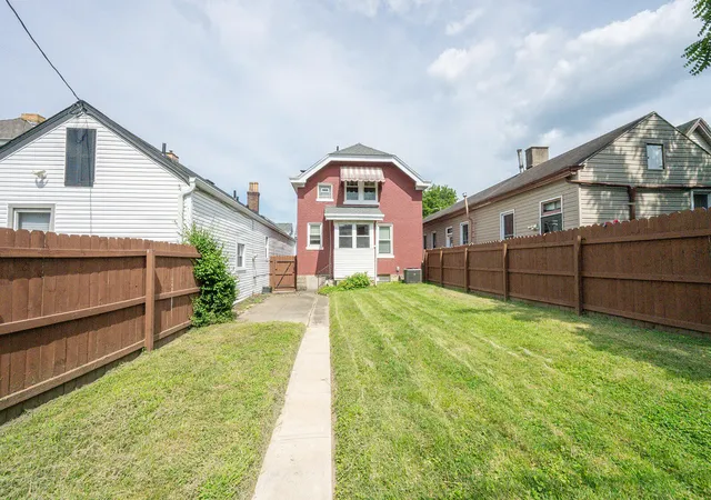 5th image of 1913 Garrard St, Covington, KY 41014 | MLS# 645396