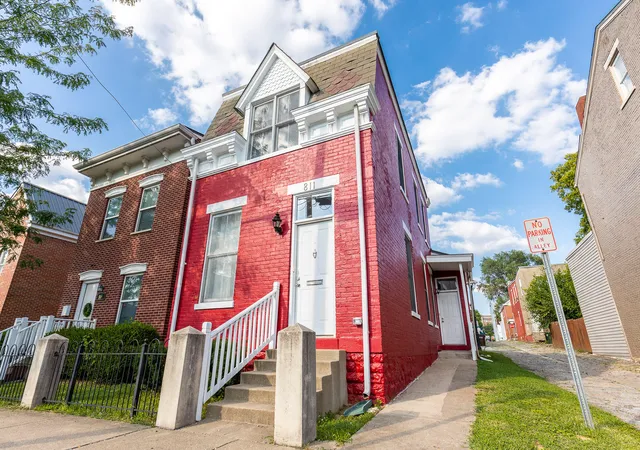 1st image of 811 Isabella St, Newport, KY 41071 | MLS# 645424