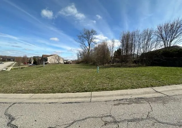 4th image of 3911 Deertrail Dr, Erlanger, KY 41018 | MLS# 645492
