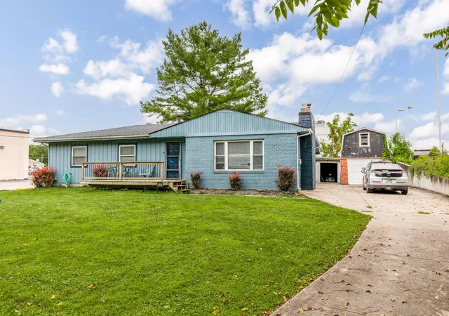 Photo 2 of Sale Pending at 125 State St, Falmouth, KY 41040 | MLS# 645450 | Listing updated on 2026-08-20