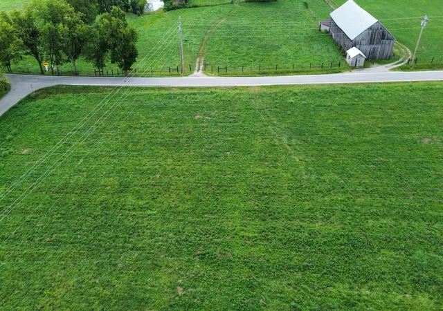 Photo 3 of Sale Pending at 0969 Walnut Grv Rd, Carlisle, KY 40311 | MLS# 645529 | Listing updated on 2026-08-31