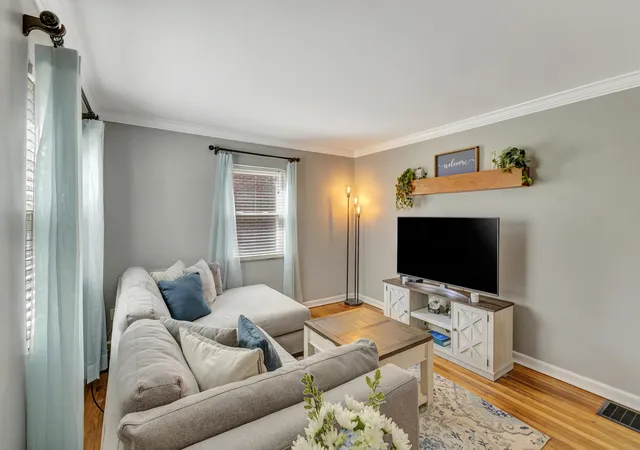 2nd image of 107 Morris Rd, Covington, KY 41011 | MLS# 645466