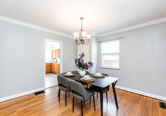 Photo 4 of Single family home for sale at 107 Morris Rd, Covington, KY 41011 | MLS# 645466 | Listing updated on 2026-09-13