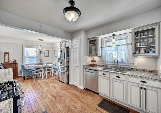 Photo 2 of Sale Pending at 102 Pleasant Ridge Ave, Ft Mitchell, KY 41017 | MLS# 645643 | Listing updated on 2026-09-07