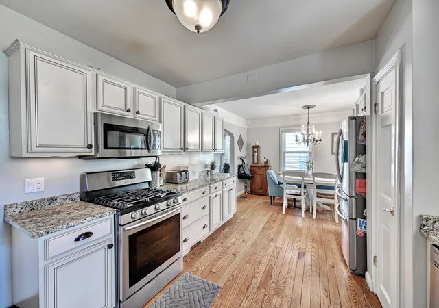 Photo 2 of Sale Pending at 102 Pleasant Ridge Ave, Ft Mitchell, KY 41017 | MLS# 645643 | Listing updated on 2026-09-07