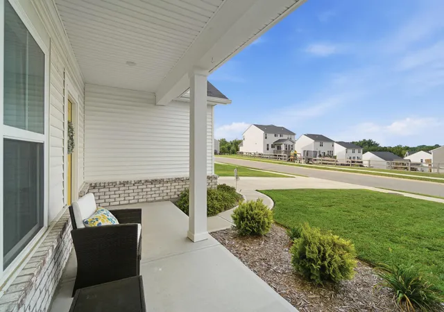 Photo 4 of Single family home for sale at 770 Stonybrook Ct, Independence, KY 41051 | MLS# 645638 | Listing updated on 2026-09-27