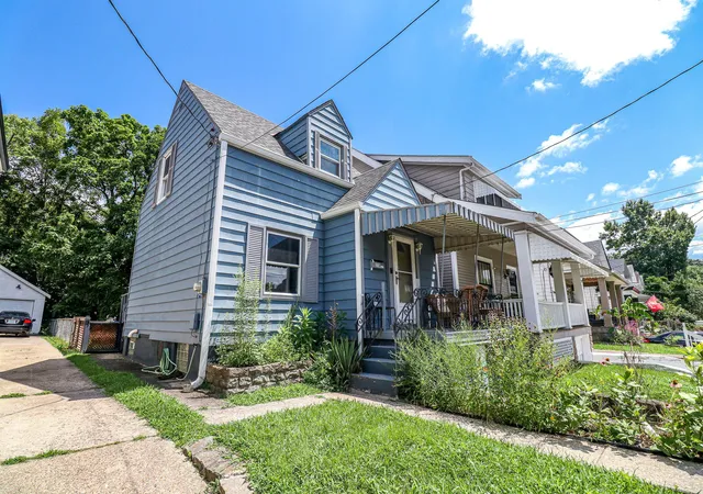 Photo 2 of Sale Pending at 2730 Alexandria Ave, Covington, KY 41015 | MLS# 645510 | Listing updated on 2026-08-25