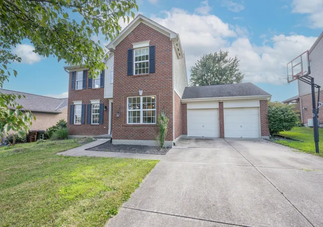 Photo 1 of Single family home for sale at 7602 Cloudstone Dr, Florence, KY 41042 | MLS# 645498 | Listing updated on 2026-08-21