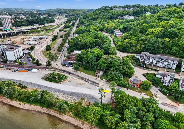 21st image of 817 Hwy Ave, Covington, KY 41011 | MLS# 645563