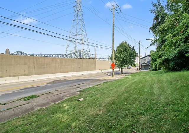 Photo 4 of Land for sale at 817 Highway Ave, Covington, KY 41011 | MLS# 645563 | Listing updated on 2026-08-11