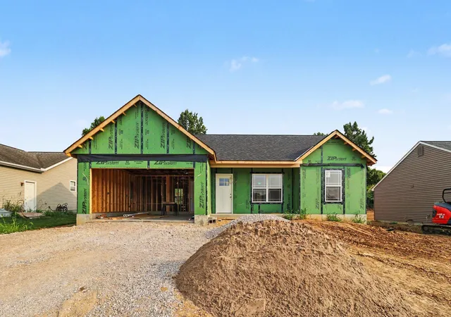Photo 3 of Single family home for sale at 123 Summerfield Dr, Dry Ridge, KY 41035 | MLS# 645524 | Listing updated on 2026-08-19