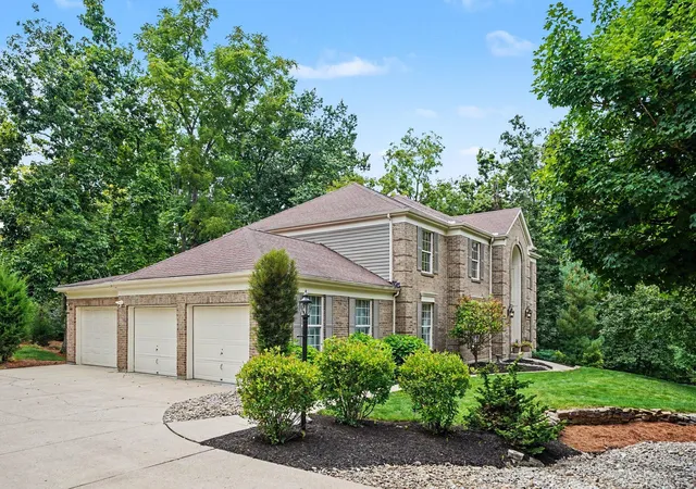 Photo 2 of Single family home for sale at 1071 Dustwhirl Dr, Union, KY 41091 | MLS# 645574 | Listing updated on 2026-09-20