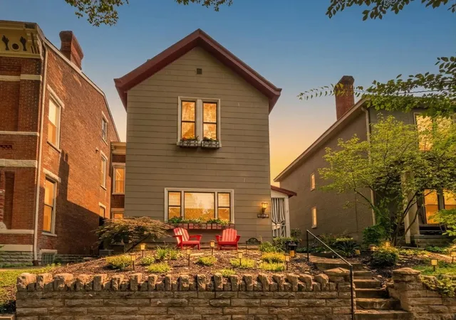 1st image of 707 Monroe St, Newport, KY 41071 | MLS# 645635