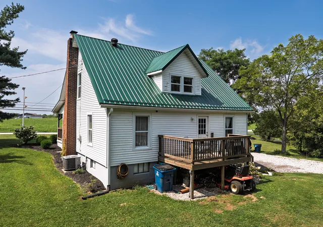 Photo 4 of Single family home for sale at 405 Crittenden Mount Zion Rd, Dry Ridge, KY 41035 | MLS# 645548 | Listing updated on 2026-08-23