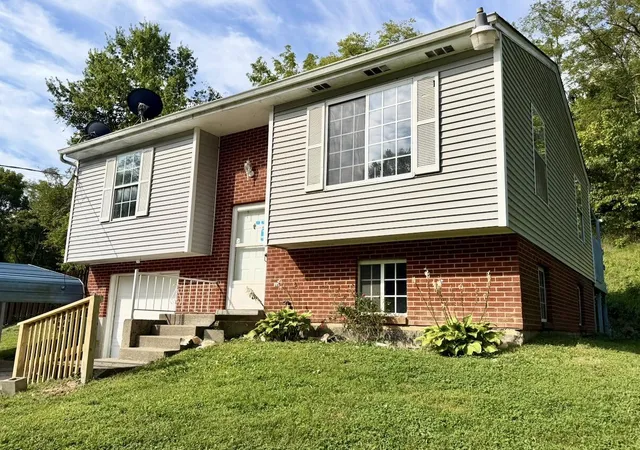 Photo 1 of Single family home for sale at 10322 Persimmon Grv Pike, Alexandria, KY 41001 | MLS# 645660 | Listing updated on 2026-09-15