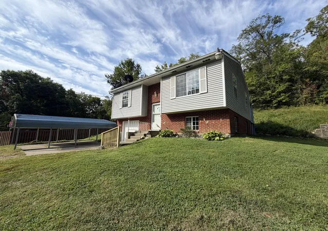 Photo 3 of Single family home for sale at 10322 Persimmon Grv Pike, Alexandria, KY 41001 | MLS# 645660 | Listing updated on 2026-09-15