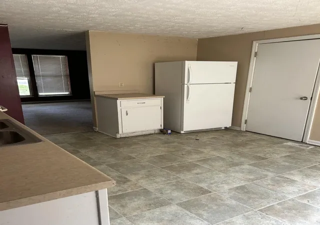 2nd image of 145 Bluffside Dr, Covington, KY 41017 | MLS# 645675