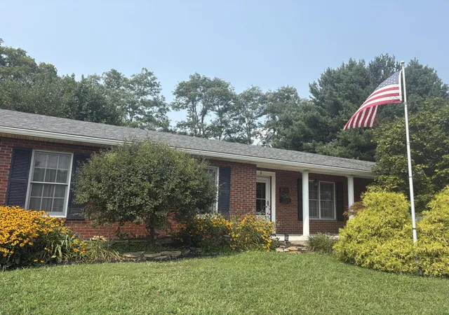 Photo 1 of Sale Pending at 3 Pinhook Pl, Crittenden, KY 41030 | MLS# 645560 | Listing updated on 2026-09-10