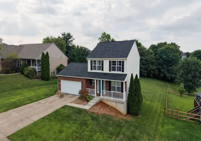 2nd image of 1137 Stonewallridge Dr, Independence, KY 41051 | MLS# 645545