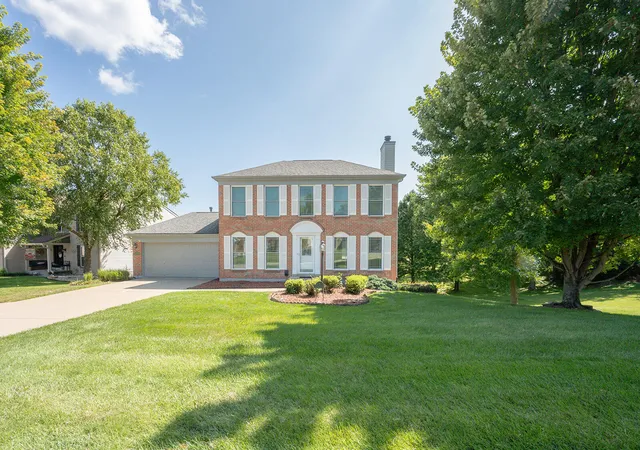 Photo 2 of Sale Pending at 2 Laurel Ridge Dr, Alexandria, KY 41001 | MLS# 646043 | Listing updated on 2026-09-02