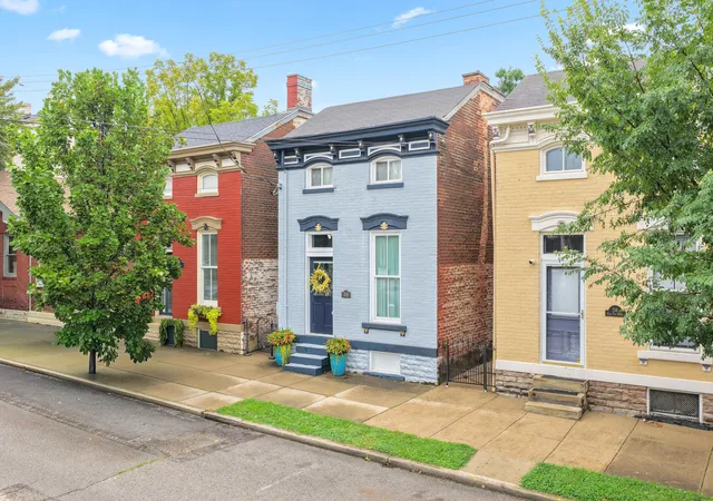 1st image of 318 E 7th St, Newport, KY 41071 | MLS# 645794