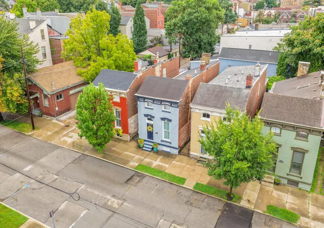 2nd image of 318 E 7th St, Newport, KY 41071 | MLS# 645794