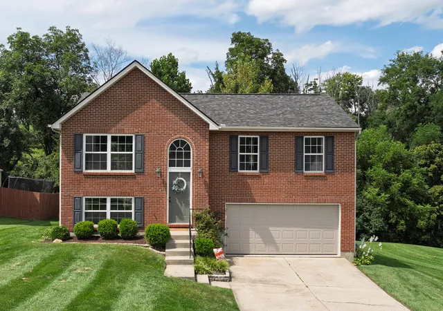 1st image of 1092 Amblewood Ct, Independence, KY 41051 | MLS# 645728