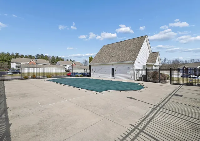 image of 10260 Crossbow Ct, Florence, KY 41042