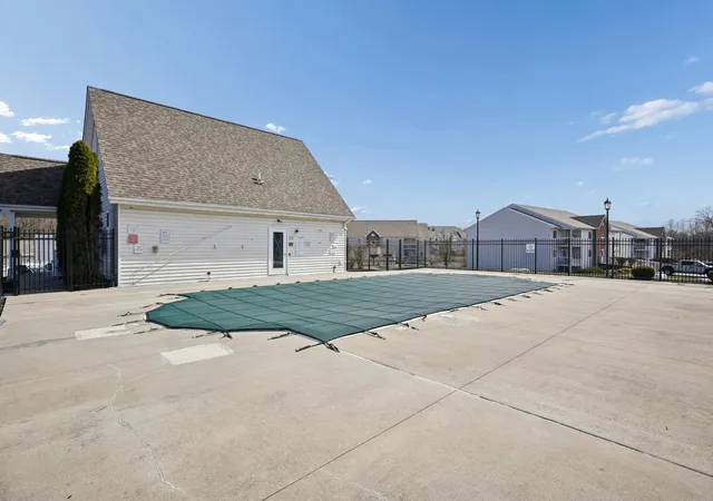 2nd image of 10260 Crossbow Ct, Florence, KY 41042