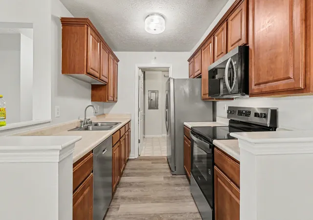 3rd image of 10260 Crossbow Ct #10, Florence, KY 41042 | MLS# 645595