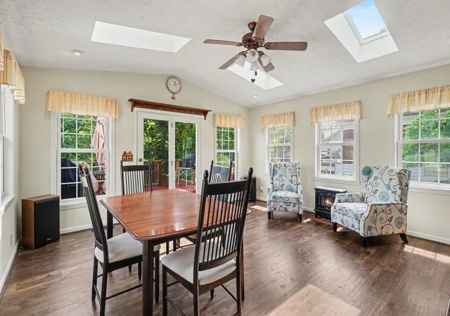 Photo 3 of Sale Pending at 39 Bellemonte Ave, Ft Mitchell, KY 41017 | MLS# 645650 | Listing updated on 2026-08-16