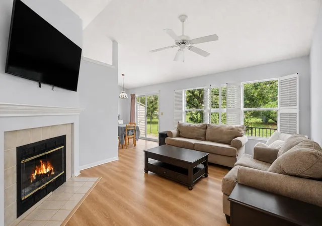 image of 1886 Cliffview Ln, Florence, KY 41042 | MLS# 645730