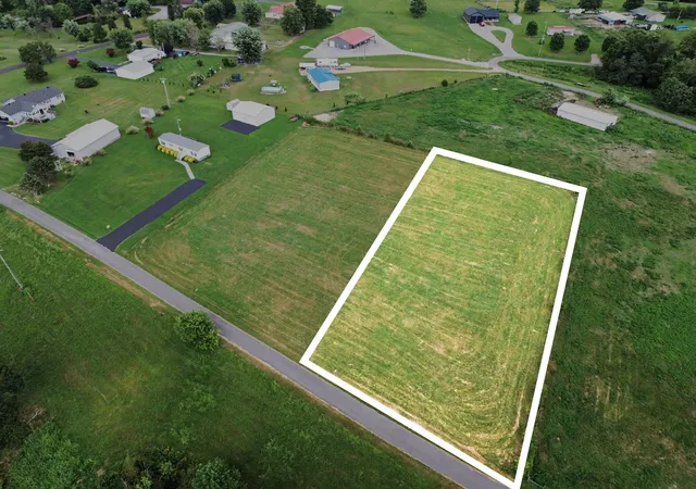 1st image of 0 Tarter Lot#4 Ln, Russell Springs, KY 42642 | MLS# 645611