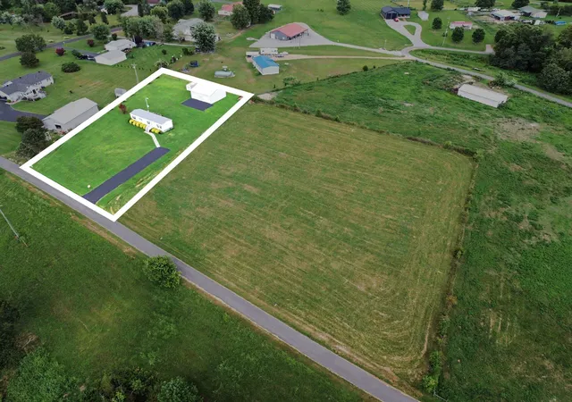 image of 70 Tarter Ln, Russell Springs, KY 42642 | MLS# 645615