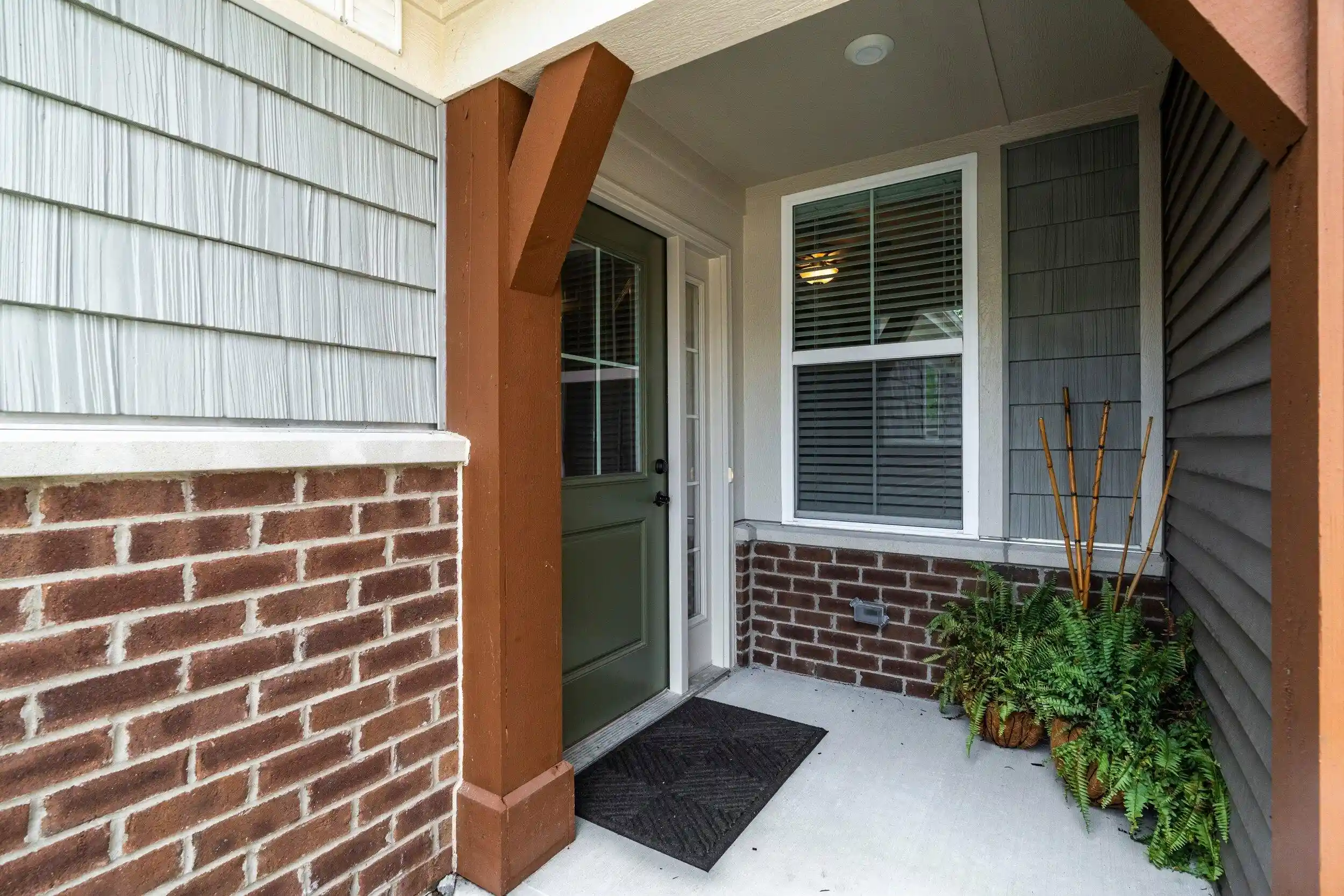 Listing Photo 2 - Condo for sale in 7693 Devonshire Dr located at 7693 Devonshire Dr, Alexandria, KY 41001 - Unit 7693 Devonshire Dr